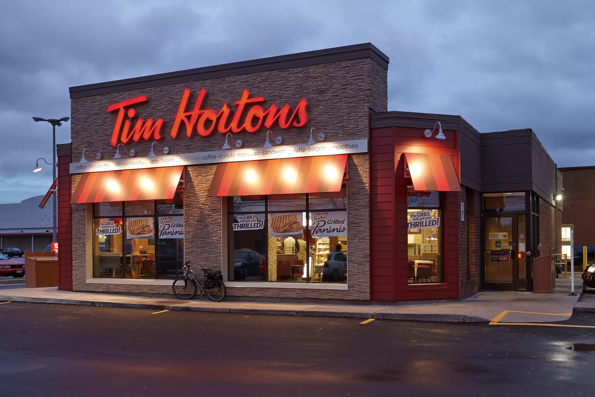 https://www.blogto.com/eat_drink/2019/07/tim-hortons-officially-reveals-plans-new-high-end-cafe-toronto/