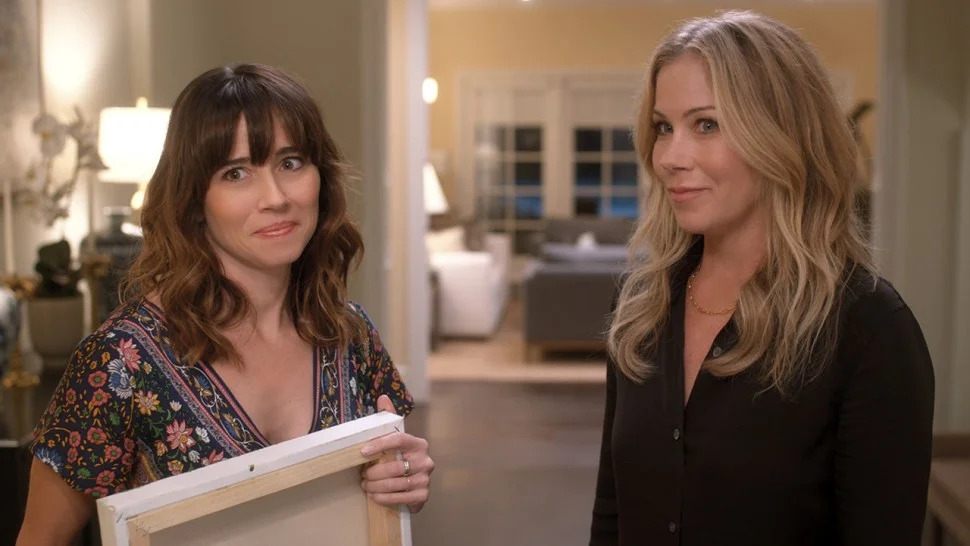 https://www.etonline.com/dead-to-me-season-2-trailer-is-here-christina-applegate-and-linda-cardellini-hide-a-deadly-secret