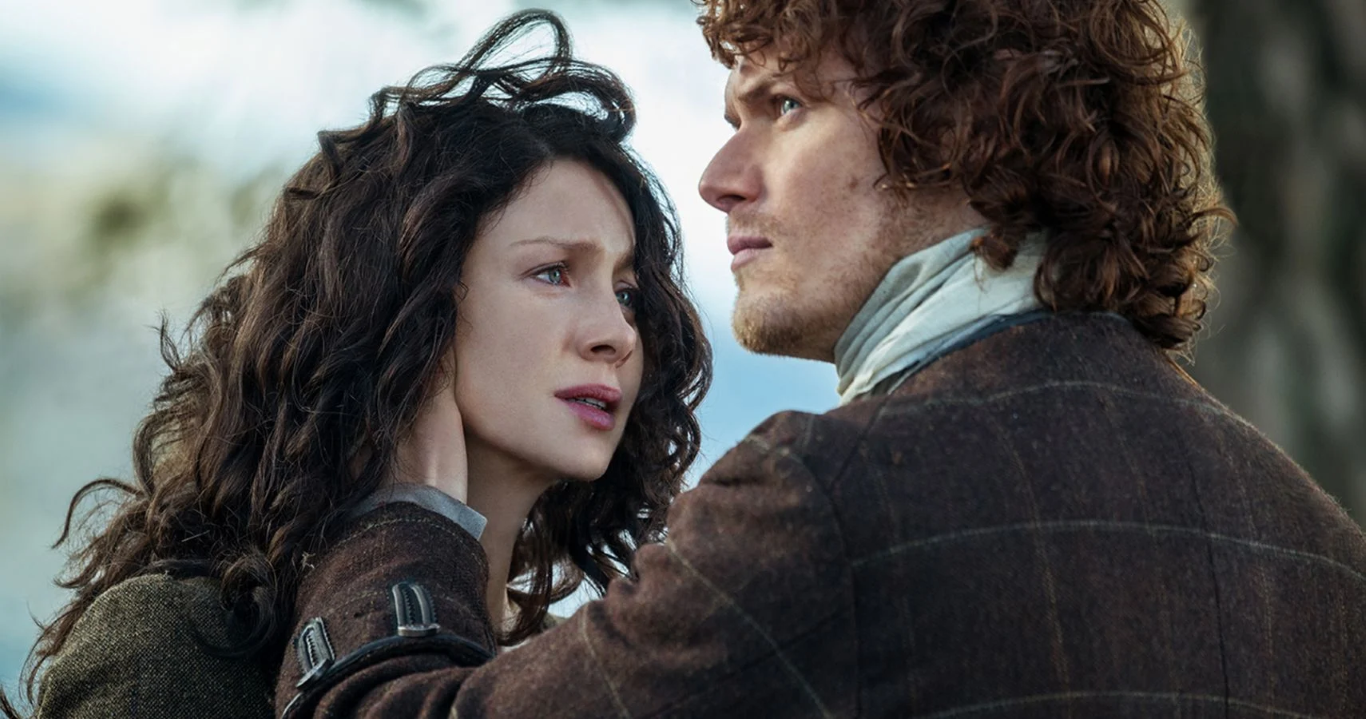 https://screenrant.com/outlander-jamie-frasier-claire-book-facts-details/