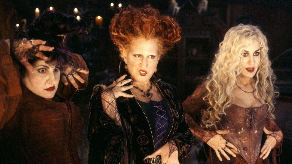 https://filmyhotspot.com/hocus-pocus-2/
